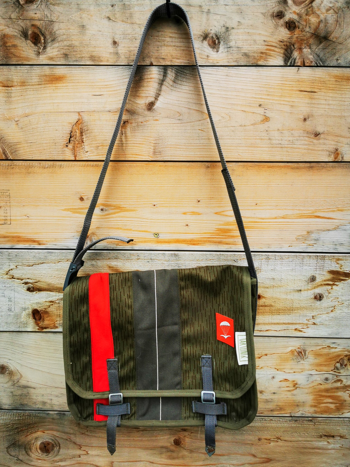 M-0167 Messenger Bag "Willi Saenger" in Rain Camo
