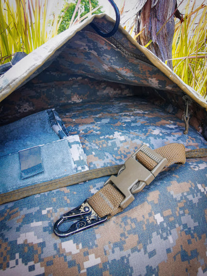 M-0169 Messenger Bag "Rick Flag" in Bravoflage