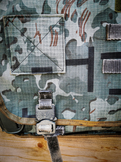 M-0169 Messenger Bag "Rick Flag" in Bravoflage