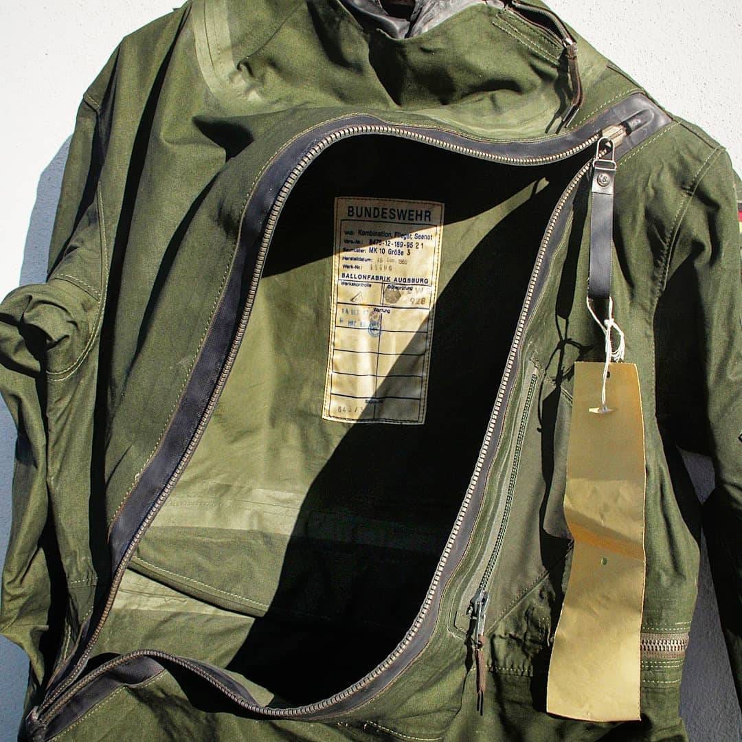 MK-0028 MK10 Document Pouch / iPad pouch made from German Aircrew Immersion Suit - "Indy Down under" Patch