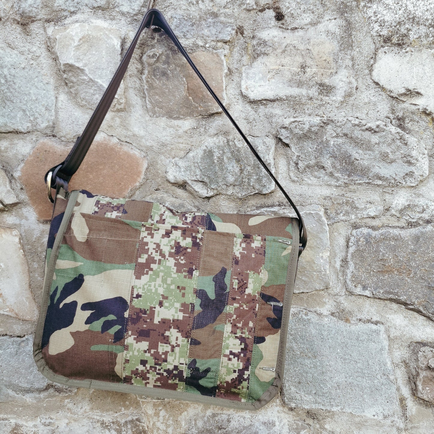 M-0136 Messenger Bag ANA II/III in M81 Woodland and "Spec4ce" patterns