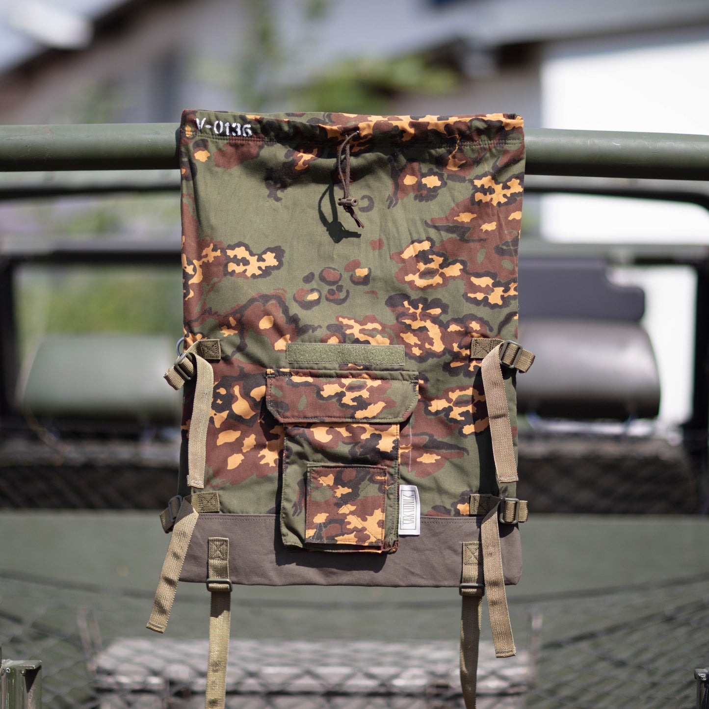 V-0136 & V-0137 Veshmeshok / Daypack in Russian "SS-Leto" camouflage pattern