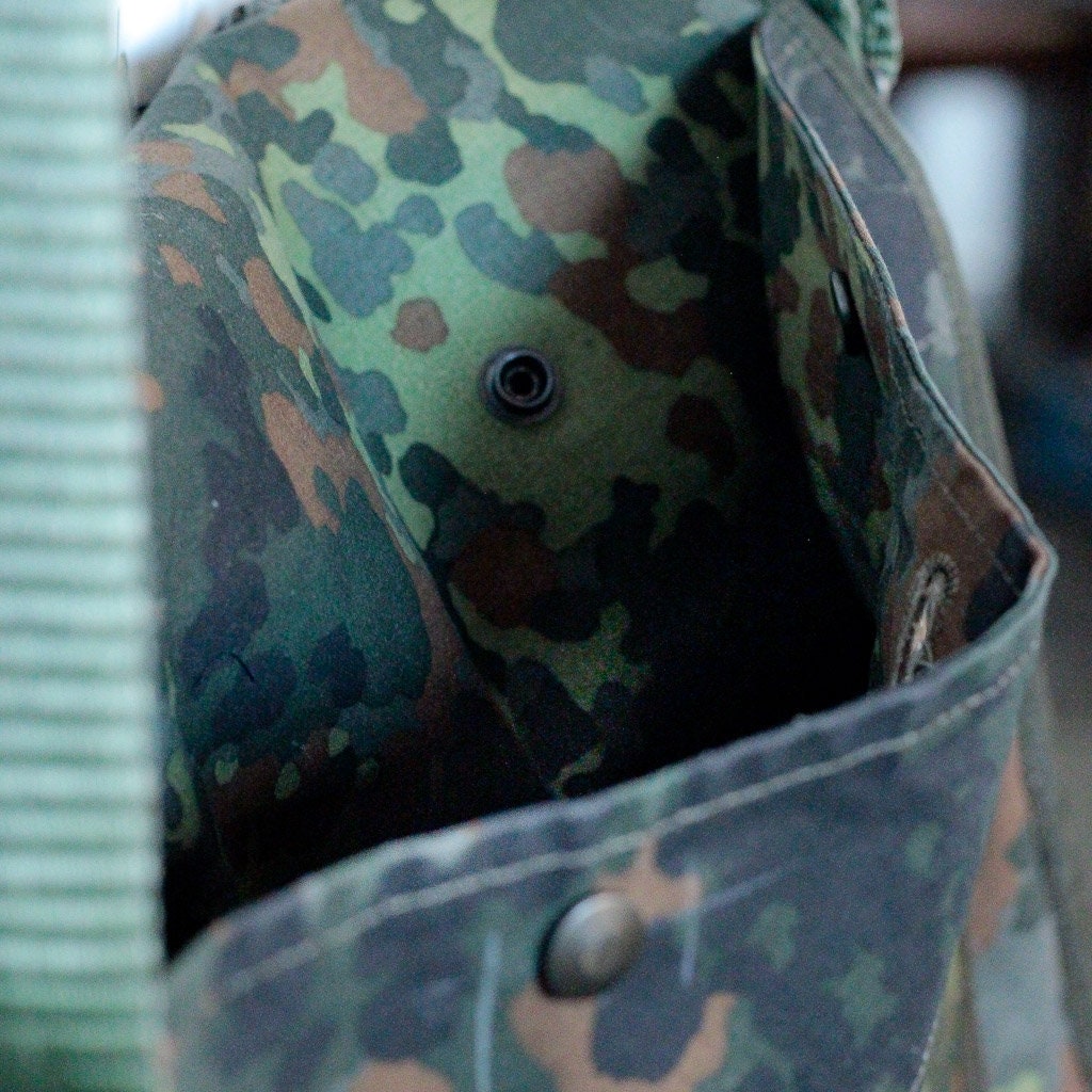 M-0143 Messenger Bag in German Flecktarn