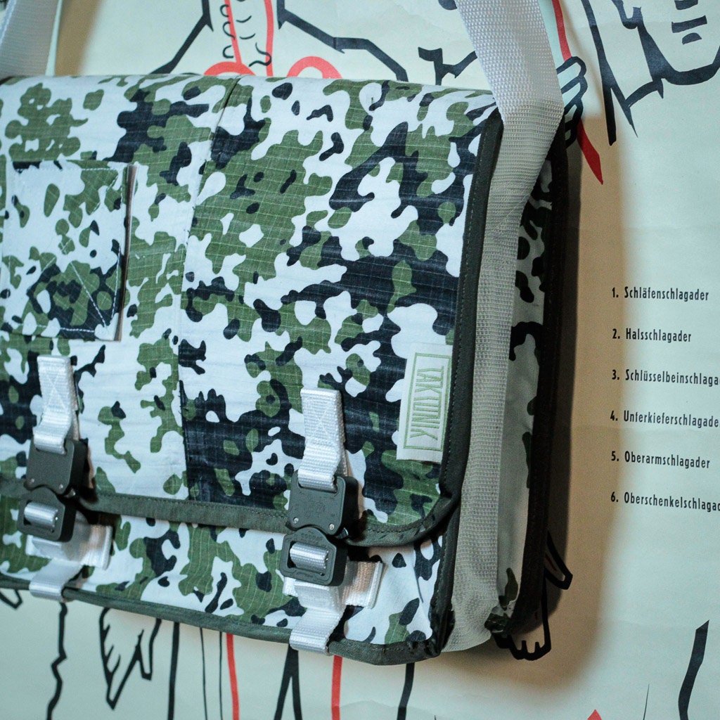 M-0160 Messenger Bag in Danish M/84 Snow Camouflage